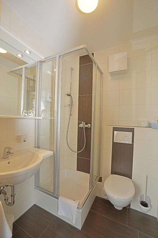 Hotel-Gasthof Rotes Ross Херольдсберг Номер фото